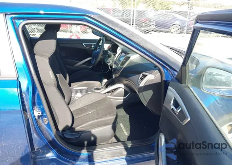 2015 Hyundai Veloster из США, поврежденный, VIN KMHTC6AD2FU241533